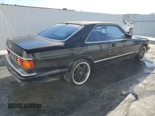 1982 Mercedes-Benz 380 380SEC z VIN WDBCA43A1CB001087, wystawiony jako Copart lot #45136875 z przebiegiem 62 765 mil mil oraz Tytuł czysty. Historia ofert i sprzedaży dostępna na DreamBid. Obrazek 3.