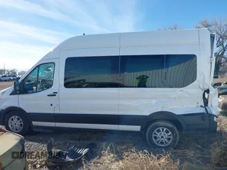 2024 Ford Transit Passenger XL with VIN 1FBAX2X85RKA46890, listed as a IAAI auction lot 41648977 with 20,637 mi miles and . Bid and sale history available at DreamBid. Image 14.