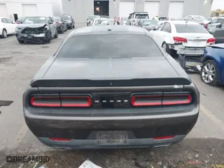 2016 Dodge Challenger SXT with VIN 2C3CDZAG7GH256230, listed as a IAAI auction lot 40884642 with 129,546 mi miles. Bid and sale history available at carsss.com. Image 17.