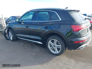 2024 Audi Q5 S line Premium Plus with VIN WA1E2AFY7R2021443, listed as a IAAI auction lot 41534974 with 7,512 mi miles. Bid and sale history available at carsss.com. Image 3.