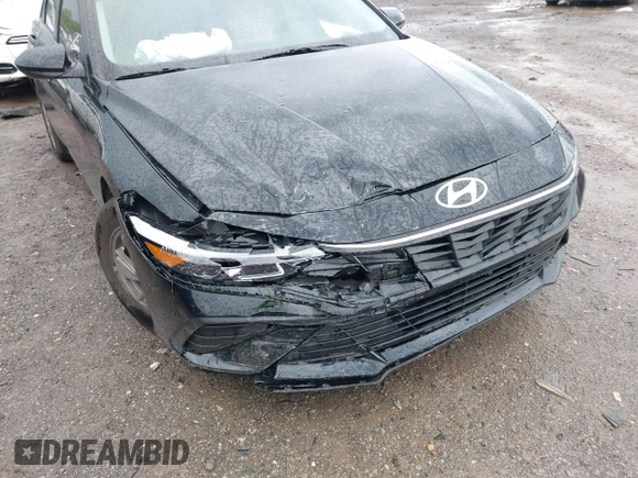 2024 Hyundai Elantra SE с VIN KMHLL4DG3RU829049, выставлен на аукционе IAAI как лот 42102549 с пробегом 12 021 миль миль и . История ставок и продаж доступна на DreamBid. Изображение 6.