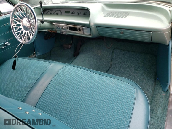 1963 Chevrolet Impala с VIN 31867F316459, выставлен на аукционе Copart как лот 61381854 с пробегом Не указан миль и Списание • Salvage title. История ставок и продаж доступна на DreamBid. Изображение 8.