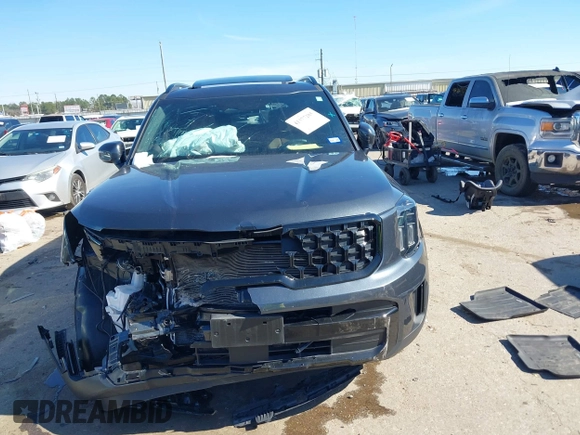 2024 Kia Telluride EX X-Line z VIN 5XYP3DGC3RG519595, wystawiony jako IAAI lot #41377285 z przebiegiem 18 313 mil mil oraz . Historia ofert i sprzedaży dostępna na DreamBid. Obrazek 11.