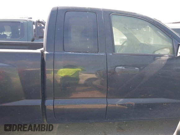 2010 Dodge Dakota with VIN 1D7CE3BK3AS164353, listed as a IAAI auction lot 40646738 with 146,625 mi miles and . Bid and sale history available at DreamBid. Image 13.