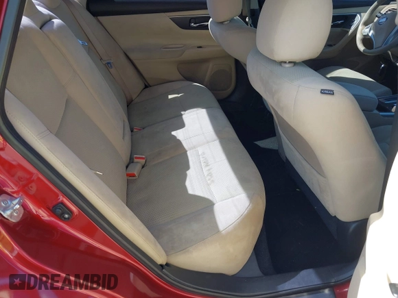 2015 Nissan Altima 2.5 S with VIN 1N4AL3AP9FC153529, listed as a IAAI auction lot 42031503 with 170,711 mi miles. Bid and sale history available at carsss.com. Image 8.