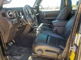 2020 Jeep Gladiator Overland z VIN 1C6HJTFG4LL106998, wystawiony jako Copart lot #62413585 z przebiegiem 71 764 mil mil oraz Szkoda całkowita • Salvage title. Historia ofert i sprzedaży dostępna na DreamBid. Obrazek 7.