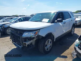 2016 Ford Police Interceptor Utility z VIN 1FM5K8AR3GGB43369, wystawiony jako IAAI lot #42209250 z przebiegiem 118 090 mil mil oraz . Historia ofert i sprzedaży dostępna na DreamBid. Obrazek 2.