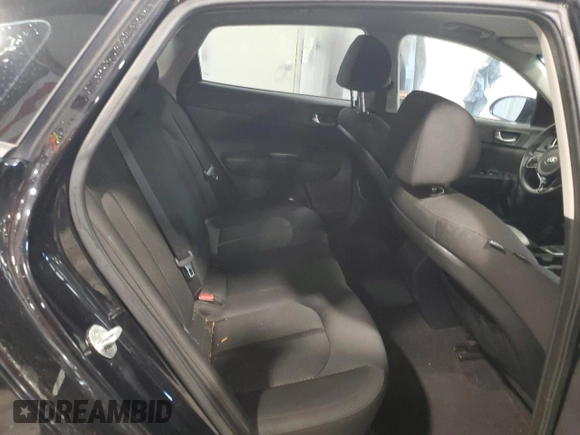 2016 Kia Optima LX z VIN 5XXGT4L35GG103586, wystawiony jako Copart lot #51571975 z przebiegiem 142 937 mil mil oraz Szkoda całkowita • Salvage title. Historia ofert i sprzedaży dostępna na DreamBid. Obrazek 10.