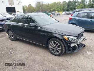 2018 Mercedes-Benz C 300 с VIN WDDWF4KB8JR409459, выставлен на аукционе IAAI как лот 42231142 с пробегом 81 035 миль миль и . История ставок и продаж доступна на DreamBid. Изображение 1.