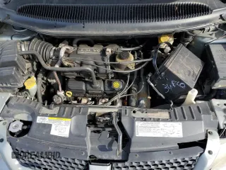 2004 Dodge Caravan SE z VIN 1D4GP24R54B594631, wystawiony jako Copart lot #82485524 z przebiegiem 188 325 mil mil oraz Szkoda całkowita • Salvage title. Historia ofert i sprzedaży dostępna na DreamBid. Obrazek 11.
