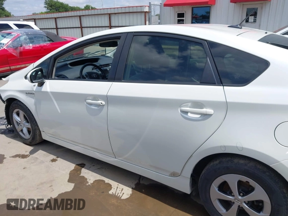 2013 Toyota Prius One z VIN JTDKN3DU1D1675316, wystawiony jako IAAI lot #42091871 z przebiegiem 200 723 mil mil oraz . Historia ofert i sprzedaży dostępna na DreamBid. Obrazek 15.