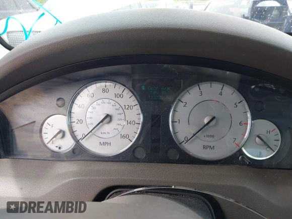 2008 Chrysler 300 C Hemi z VIN 2C3KA63H78H253810, wystawiony jako IAAI lot #42184500 z przebiegiem 112 271 mil mil oraz . Historia ofert i sprzedaży dostępna na DreamBid. Obrazek 7.