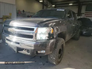 2011 Chevrolet Silverado 1500 LT with VIN 3GCPKSE31BG185441, listed as a Copart auction lot 89073025 with 160,318 mi miles and Salvage Title. Bid and sale history available at carsss.com. Image 1.
