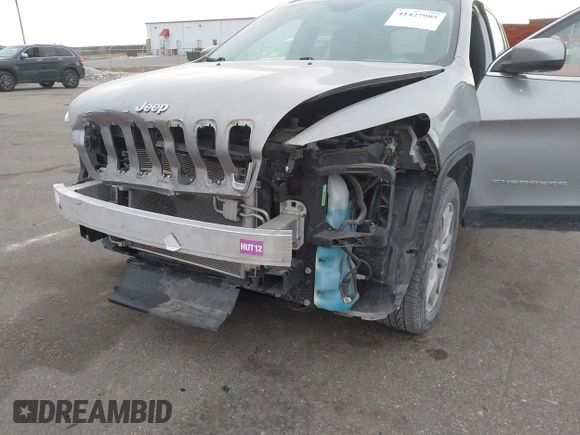 2018 Jeep Cherokee Limited with VIN 1C4PJMDB6JD521944, listed as a IAAI auction lot 41427985 with 120,245 mi miles. Bid and sale history available at carsss.com. Image 6.