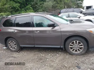 2015 Nissan Pathfinder SL with VIN 5N1AR2MM9FC723528, listed as a IAAI auction lot 42664245 with 120,818 mi miles and . Bid and sale history available at DreamBid. Image 13.