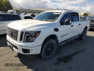 2018 Nissan Titan XD SV with VIN 1N6BA1F4XJN541595, listed as a Copart auction lot 78022164 with 70,151 mi miles and Salvage Title. Bid and sale history available at carsss.com. Image 1.