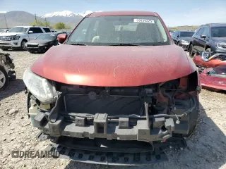 2016 Nissan Rogue SV with VIN KNMAT2MV7GP607804, listed as a Copart auction lot 53839325 with 152,371 mi miles and Salvage Title. Bid and sale history available at DreamBid. Image 5.
