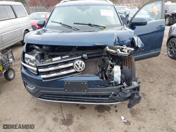 2018 Volkswagen Atlas 3.6L V6 SEL with VIN 1V2MR2CA2JC520870, listed as a IAAI auction lot 41362865 with 49,313 mi miles. Bid and sale history available at carsss.com. Image 6.