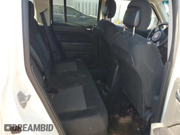 2015 Jeep Patriot High Altitude with VIN 1C4NJRFB5FD169156, listed as a Copart auction lot 50393335 with 122,233 mi miles and Salvage title. Bid and sale history available at DreamBid. Image 10.