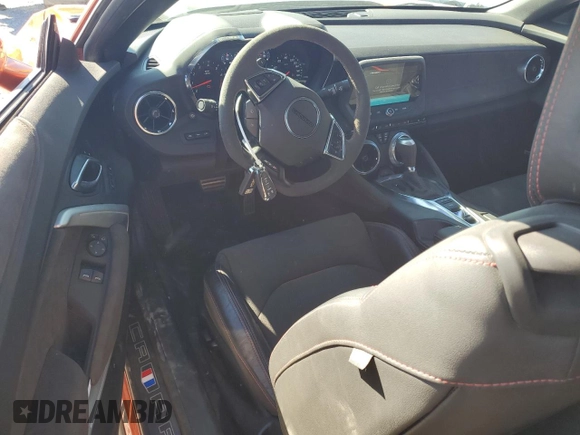 2023 Chevrolet Camaro ZL1 z VIN 1G1FK1R62P0152754, wystawiony jako Copart lot #47596115 z przebiegiem 698 mil mil oraz Szkody całkowita. Historia ofert i sprzedaży dostępna na DreamBid. Obrazek 8.
