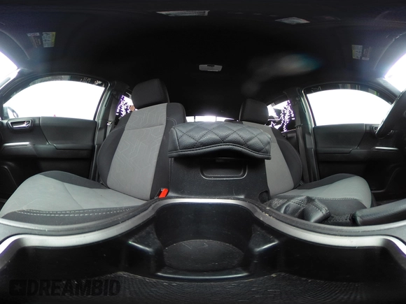 2021 Toyota Tacoma SR z VIN 3TMCZ5AN0MM386867, wystawiony jako IAAI lot #41580426 z przebiegiem 46 559 mil mil oraz . Historia ofert i sprzedaży dostępna na DreamBid. Obrazek 20.