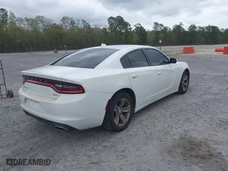2017 Dodge Charger SXT with VIN 2C3CDXHGXHH524859, listed as a IAAI auction lot 41951588 with 97,872 mi miles. Bid and sale history available at carsss.com. Image 4.