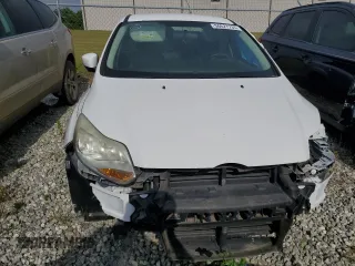 2013 Ford Focus SE with VIN 1FADP3F23DL359358, listed as a Copart auction lot 56627735 with 102,875 mi miles and Non repairable. Bid and sale history available at DreamBid. Image 5.