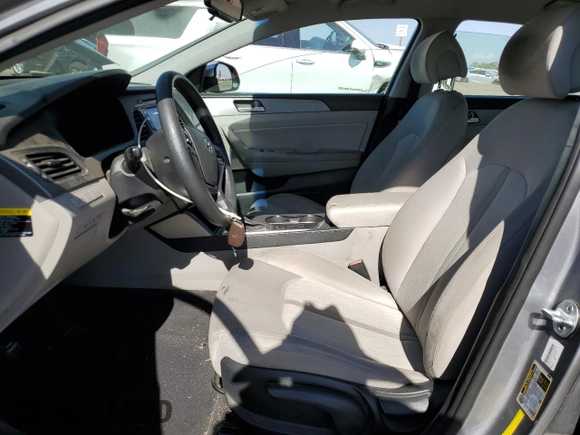 2016 Hyundai Sonata Hybrid SE with VIN KMHE24L1XGA013950, listed as a Copart auction lot 67882953 with 88,426 mi miles. Bid and sale history available at carsss.com. Image 7.