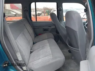 1994 Ford Explorer Eddie Bauer with VIN 1FMDU34X8RUB85544, listed as a IAAI auction lot 41136031 with Not provided miles and . Bid and sale history available at DreamBid. Image 8.