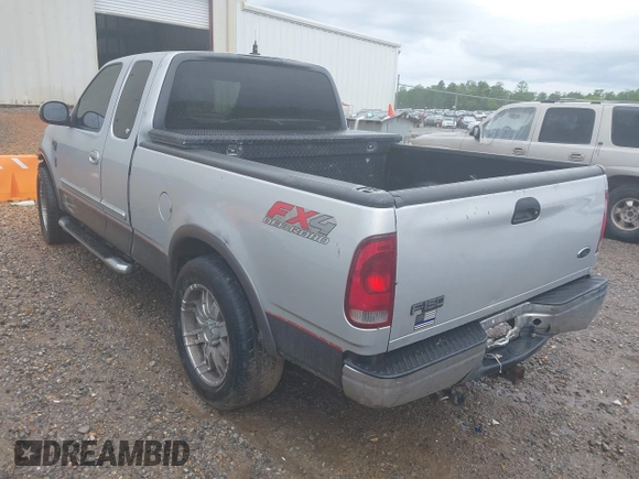 2003 Ford F-150 XL z VIN 1FTRX18W43NA38176, wystawiony jako IAAI lot #42165454 z przebiegiem Nie podano mil oraz . Historia ofert i sprzedaży dostępna na DreamBid. Obrazek 6.