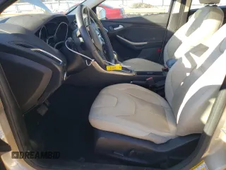 2017 Ford Focus Titanium with VIN 1FADP3N26HL342853, listed as a Copart auction lot 46433395 with 173,966 mi miles and Salvage Title. Bid and sale history available at carsss.com. Image 7.