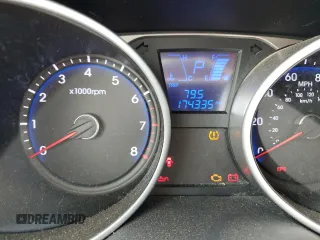 2013 Hyundai Tucson GLS with VIN KM8JU3AC4DU588322, listed as a Copart auction lot 52991475 with 174,335 mi miles and Clean Title. Bid and sale history available at carsss.com. Image 9.