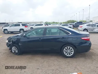 2016 Toyota Camry XLE with VIN 4T4BF1FK6GR546618, listed as a IAAI auction lot 41948177 with 173,083 mi miles. Bid and sale history available at carsss.com. Image 15.
