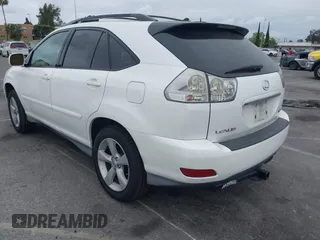 2006 Lexus RX 330 with VIN 2T2GA31U66C047526, listed as a IAAI auction lot 42061569 with 183,976 mi miles. Bid and sale history available at carsss.com. Image 3.