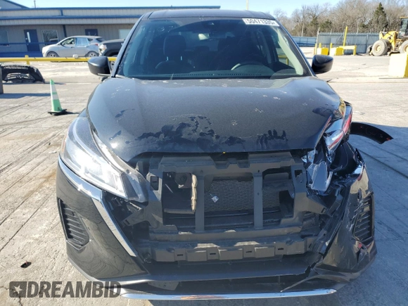 2023 Nissan Kicks S with VIN 3N1CP5BV3PL548623, listed as a Copart auction lot 50471335 with 15,770 mi miles and Salvage Title. Bid and sale history available at DreamBid. Image 5.