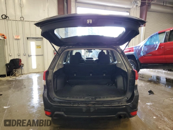 2019 Subaru Forester with VIN JF2SKACC2KH472897, listed as a Copart auction lot 43946905 with 147,731 mi miles and Non Repairable. Bid and sale history available at carsss.com. Image 6.