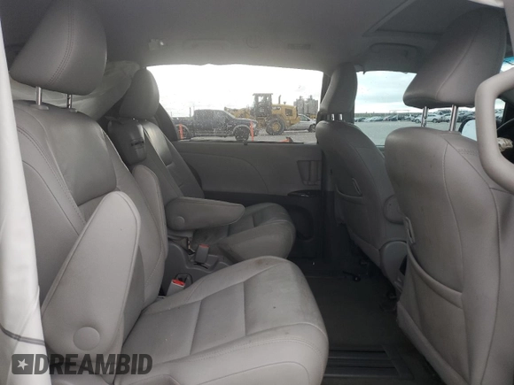 2017 Toyota Sienna XLE Auto Access Seat with VIN 5TDYZ3DC5HS836006, listed as a Copart auction lot 51231435 with 63,342 mi miles and Salvage Title. Bid and sale history available at DreamBid. Image 11.