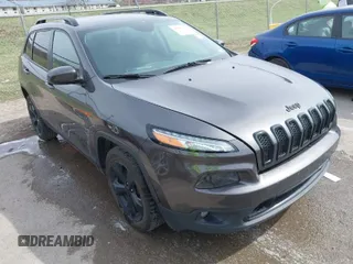 2018 Jeep Cherokee Latitude with VIN 1C4PJLCB9JD551483, listed as a IAAI auction lot 41843715 with 153,922 mi miles. Bid and sale history available at carsss.com. Image 1.