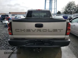 2006 Chevrolet Silverado 1500 Work Truck with VIN 1GCEC19X06Z285743, listed as a Copart auction lot 85202824 with 189,657 mi miles and Salvage Title. Bid and sale history available at carsss.com. Image 6.