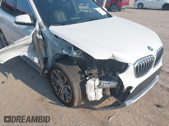 2016 BMW X1 xDrive28i z VIN WBXHT3Z37G4A48242, wystawiony jako IAAI lot #42473404 z przebiegiem 34 309 mil mil oraz . Historia ofert i sprzedaży dostępna na DreamBid. Obrazek 6.