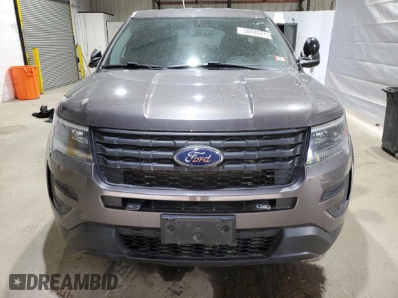 2018 Ford Police Interceptor Utility z VIN 1FM5K8AR2JGC56401, wystawiony jako Copart lot #56989315 z przebiegiem 115 488 mil mil oraz Tytuł czysty. Historia ofert i sprzedaży dostępna na DreamBid. Obrazek 5.