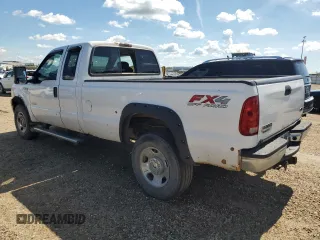 2006 Ford F-350 XL with VIN 1FTWX31P86ED89128, listed as a Copart auction lot 63640145 with 374,321 mi miles and Clean title. Bid and sale history available at DreamBid. Image 2.