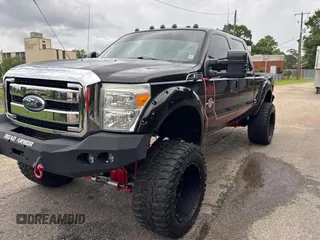 2011 Ford F-250 XL z VIN 1FT7W2BT4BEC66370, wystawiony jako Copart lot #56407075 z przebiegiem 97 025 mil mil oraz Czysty tytuł • Clean title. Historia ofert i sprzedaży dostępna na DreamBid. Obrazek 2.