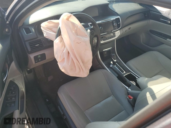 2015 Honda Accord EX-L z VIN 1HGCR2F81FA154782, wystawiony jako Copart lot #63822375 z przebiegiem 193 920 mil mil oraz Szkoda całkowita • Salvage title. Historia ofert i sprzedaży dostępna na DreamBid. Obrazek 8.