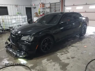 2019 Chrysler 300 with VIN 2C3CCABG6KH617913, listed as a IAAI auction lot 41558437 with 113,073 mi miles. Bid and sale history available at carsss.com. Image 2.