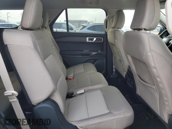 2022 Ford Explorer with VIN 1FMSK8BH7NGB79670, listed as a Copart auction lot 49423615 with 30,559 mi miles and Salvage title. Bid and sale history available at DreamBid. Image 11.