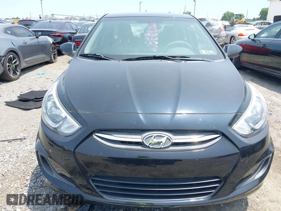 2017 Hyundai Accent SE z VIN KMHCT4AE1HU342868, wystawiony jako IAAI lot #42403205 z przebiegiem 54 890 mil mil oraz . Historia ofert i sprzedaży dostępna na DreamBid. Obrazek 12.