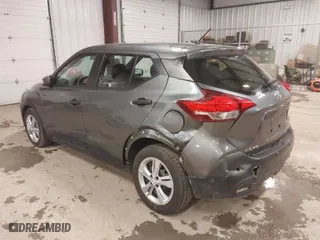 2020 Nissan Kicks S with VIN 3N1CP5BVXLL526676, listed as a IAAI auction lot 41992230 with 69,193 mi miles. Bid and sale history available at carsss.com. Image 3.