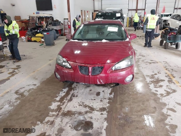 2005 Pontiac Grand Prix with VIN 2G2WP522X51281175, listed as a IAAI auction lot 41615203 with 181,072 mi miles. Bid and sale history available at carsss.com. Image 13.