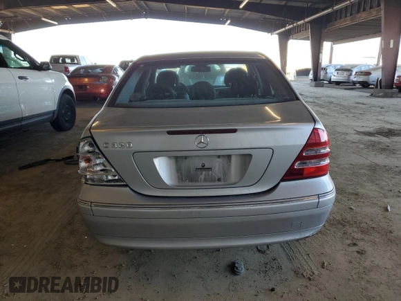 2003 Mercedes-Benz C 230/260/280/320 with VIN WDBRF64J23F352055, listed as a Copart auction lot 42154175 with 201,721 mi miles and Salvage Title. Bid and sale history available at DreamBid. Image 6.